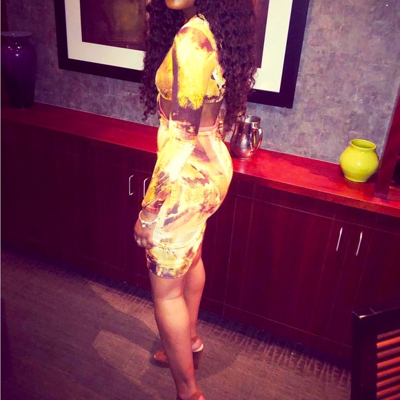 Fashion Nova Fitted Dress - Picture 1 of 4